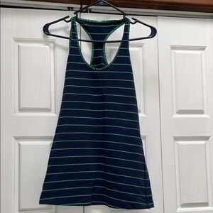 Lululemon Athletica Green Sleeveless Tank Top